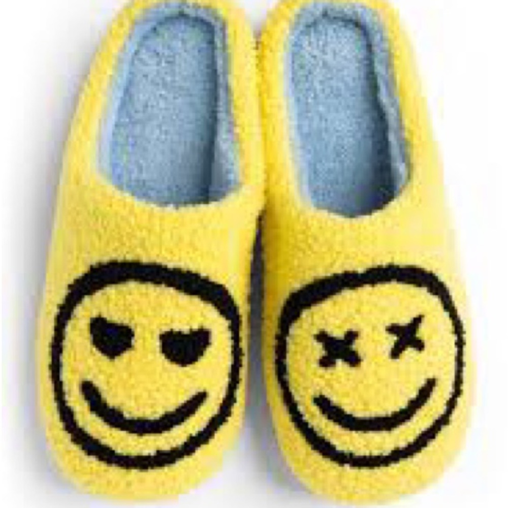 Cozy Yellow Smiley Face Womens Slippers - Picture 2 of 10